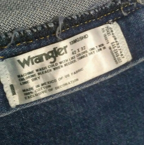 Mens Wrangler Jeans - Picture 2 of 5